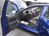 Used 2017 Volkswagen Passat 1.8T SE w/ SE Lighting Package image 3