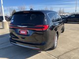 New 2025 Chrysler Pacifica Select image 6