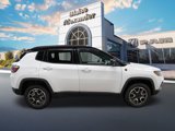 Used 2024 Jeep Compass Trailhawk image 2