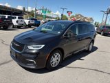 Used 2022 Chrysler Pacifica Touring-L image 3