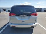 Used 2023 Chrysler Voyager LX image 5