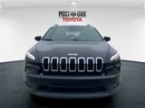 Used 2017 Jeep Cherokee Latitude w/ Comfort & Sound Group image 2