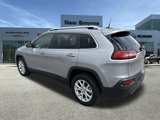 Used 2018 Jeep Cherokee Latitude Plus w/ Comfort/Convenience Group image 6