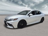 Used 2021 Toyota Camry XSE image 3