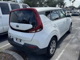 Used 2020 Kia Soul LX image 4