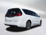 Used 2022 Chrysler Pacifica Limited image 2