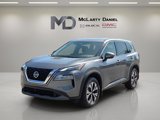 Used 2021 Nissan Rogue SV image 2