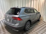 Certified 2019 Volkswagen Tiguan SE w/ Panoramic Sunroof Package image 4