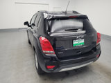 Used 2019 Chevrolet Trax LT w/ LT Convenience Package image 6