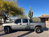 Used 2006 GMC Sierra 2500 SLE w/ Skid Plate Package image 2