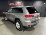Used 2019 Jeep Grand Cherokee Laredo image 3