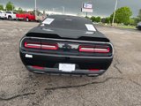 Used 2015 Dodge Challenger SXT image 6