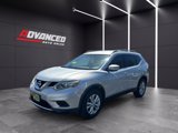Used 2015 Nissan Rogue SV w/ SV Premium Package image 3