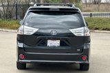 Used 2017 Toyota Sienna SE Premium image 5