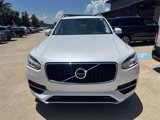 Used 2018 Volvo XC90 T6 Momentum w/ Convenience Package image 3