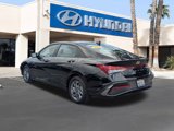 Used 2024 Hyundai Elantra SEL image 2