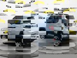 Used 2019 Jeep Renegade Latitude w/ Popular Equipment Group image 3