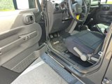 Used 2010 Jeep Wrangler Unlimited Sport image 2