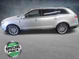 Used 2019 Lincoln MKT AWD image 2