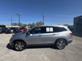 Used 2017 Honda Pilot Touring image 3