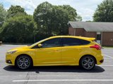 Used 2017 Ford Focus ST image 2