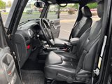 Used 2015 Jeep Wrangler Unlimited Rubicon image 3
