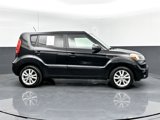 Used 2012 Kia Soul + image 4