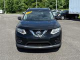 Used 2015 Nissan Rogue SV image 2