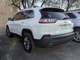 Used 2019 Jeep Cherokee Latitude Plus w/ Comfort/Convenience Group image 6