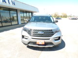 Used 2023 Ford Explorer XLT w/ Equipment Group 202A image 2