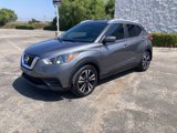 Used 2019 Nissan Kicks SV image 2