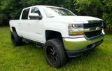 Used 2017 Chevrolet Silverado 1500 LT w/ Trailering Package image 5
