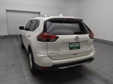 Used 2019 Nissan Rogue SV image 5