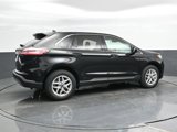 Used 2022 Ford Edge SEL image 2