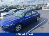 Used 2023 Hyundai Elantra SE image 2