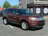 Used 2018 Ford Explorer XLT w/ Equipment Group 201A image 3