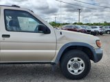 Used 1997 Nissan Pathfinder SE image 4