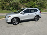 Used 2017 Nissan Rogue SL image 3