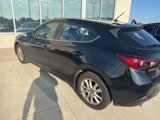 Used 2016 MAZDA MAZDA3 i Touring image 2
