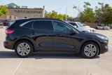 Used 2022 Ford Escape SEL w/ Technology Package image 4