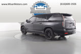 Used 2023 Cadillac Escalade ESV Sport Platinum w/ LPO, ONYX Package image 5