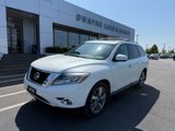 Used 2016 Nissan Pathfinder Platinum w/ Family Entertainment Package image 2