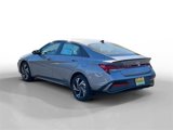 New 2025 Hyundai Elantra SEL image 3