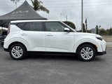 Certified 2024 Kia Soul LX image 2