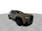 Used 2022 GMC Acadia SLE w/ Driver Convenience Package image 2