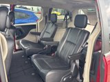 Used 2015 Chrysler Town & Country Touring image 3