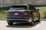 Used 2022 Audi e-tron Premium Plus image 3