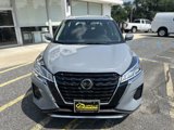 Used 2022 Nissan Kicks SV image 2