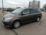 Used 2013 Toyota Sienna XLE image 2