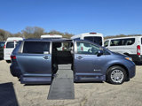 Used 2016 Toyota Sienna image 3